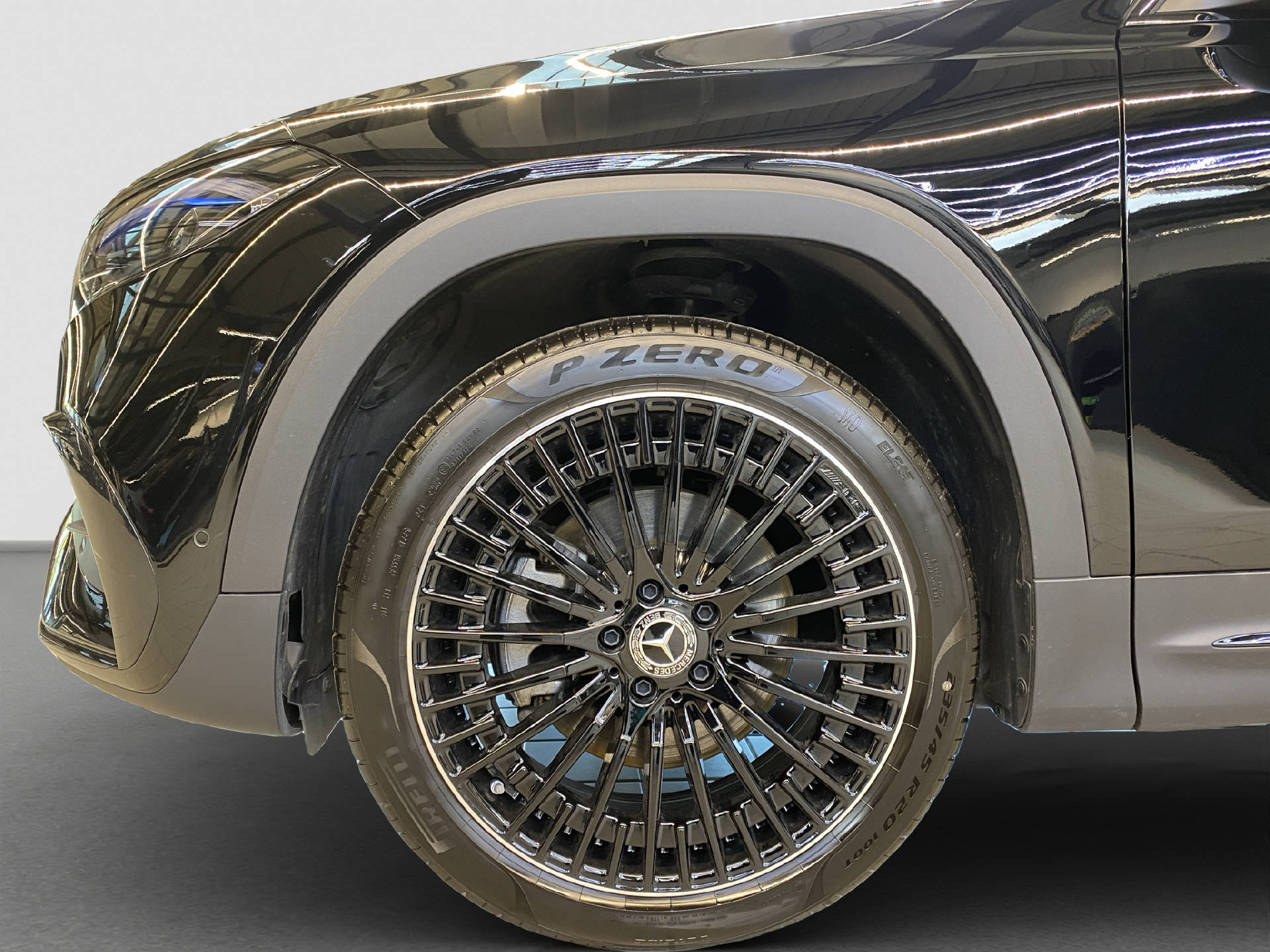 MERCEDES-BENZ EQB 350 Excellence AMG Line 4MATIC-image-6