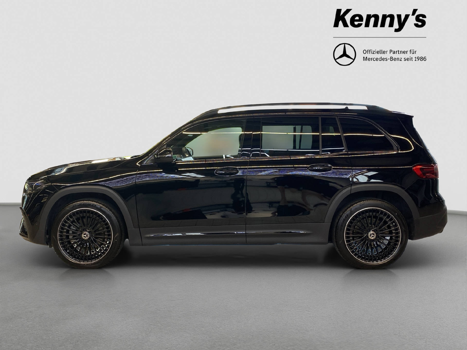 MERCEDES-BENZ EQB 350 Excellence AMG Line 4MATIC-image-3