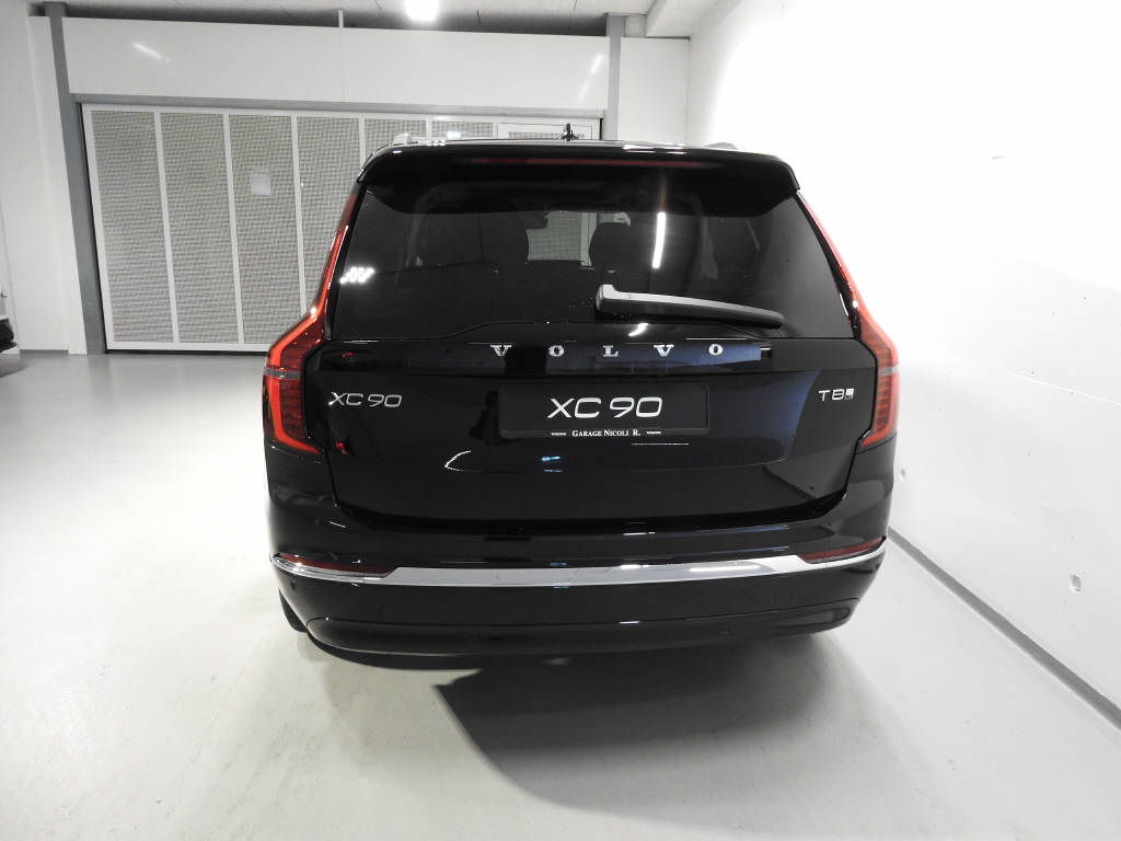 VOLVO XC90 2.0 T8 TE Ultra Bright eAWD-image-4