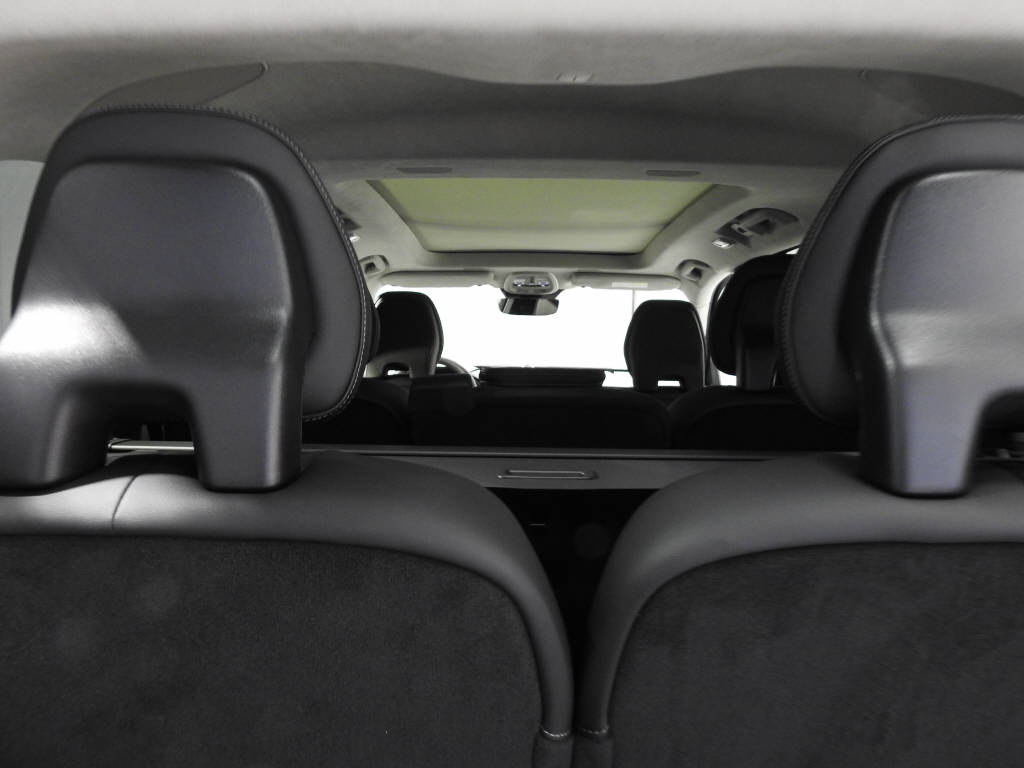 VOLVO XC90 2.0 T8 TE Ultra Bright eAWD-image-12