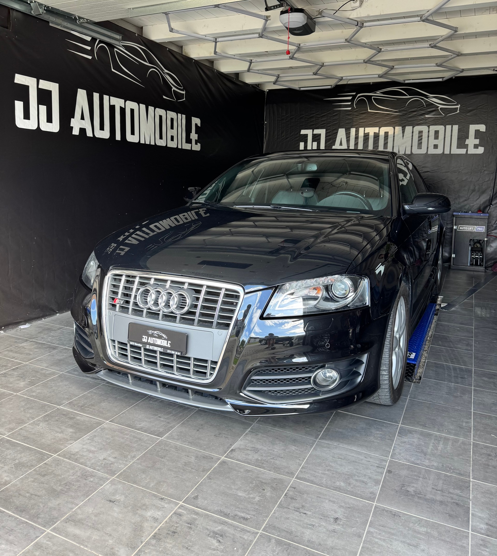 AUDI S3 Sportback 2.0 TFSI quattro S-tronic-image-0