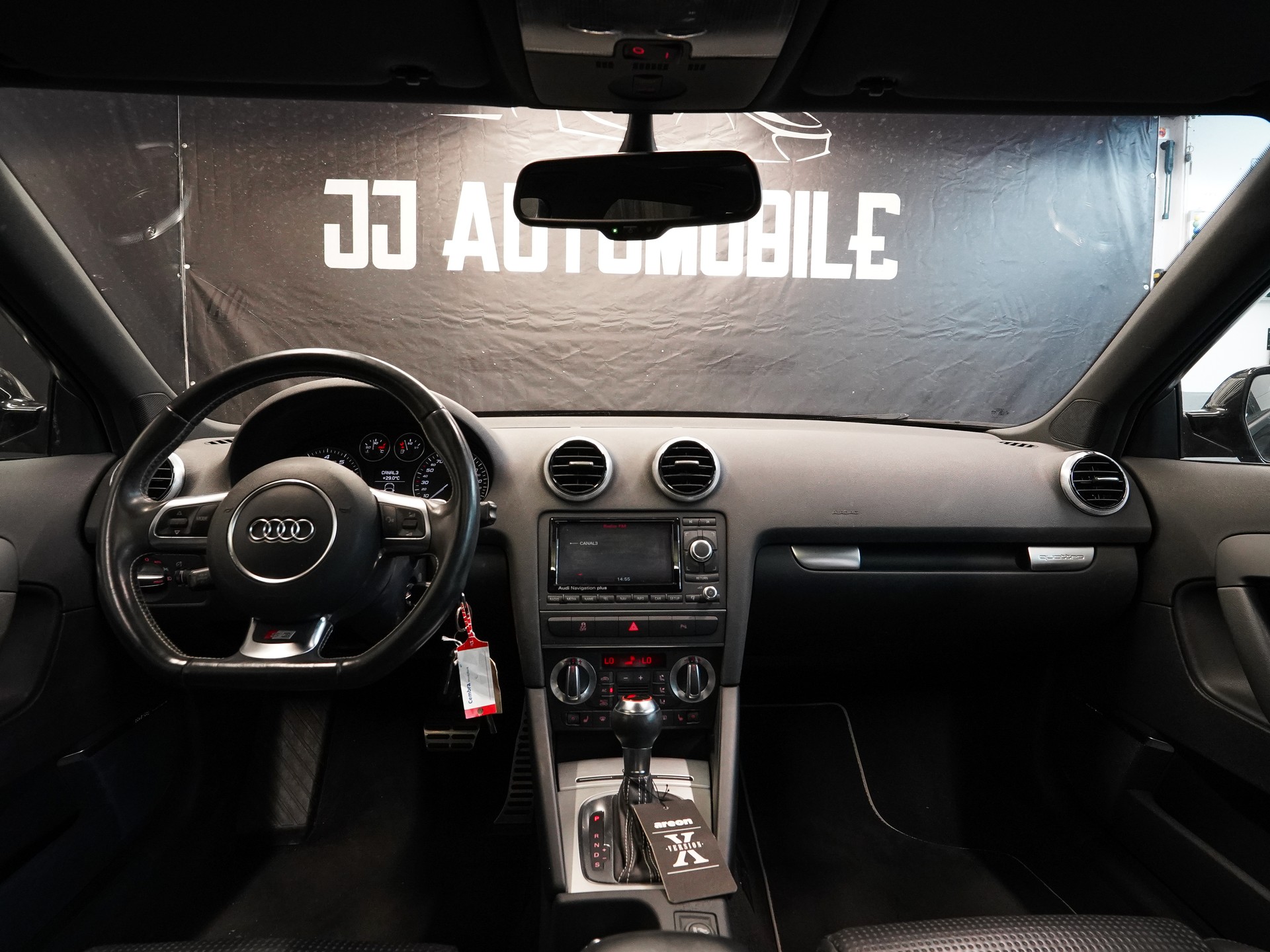 AUDI S3 Sportback 2.0 TFSI quattro S-tronic-image-9