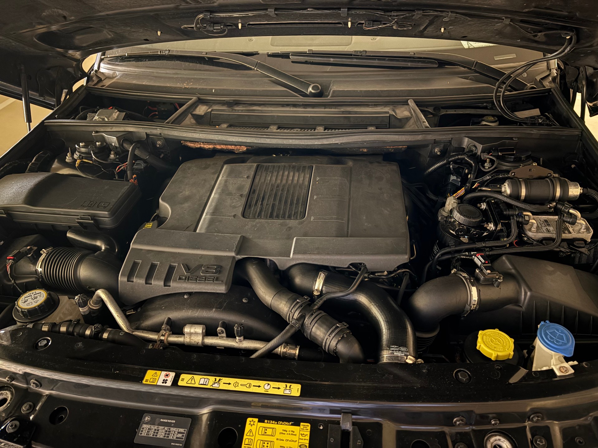 LAND ROVER 4.4 TDV8 Vogue-image-5