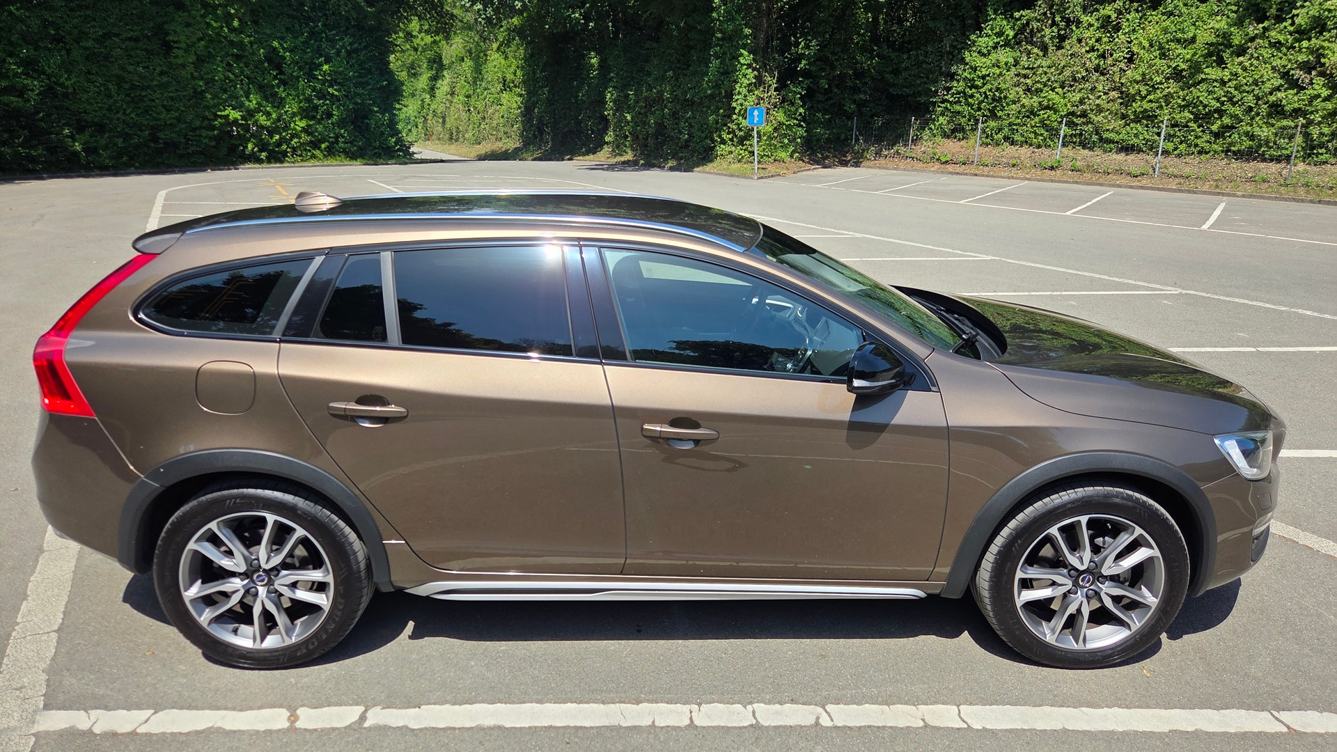 VOLVO 2.4 D4 Pro AWD S/S-image-4