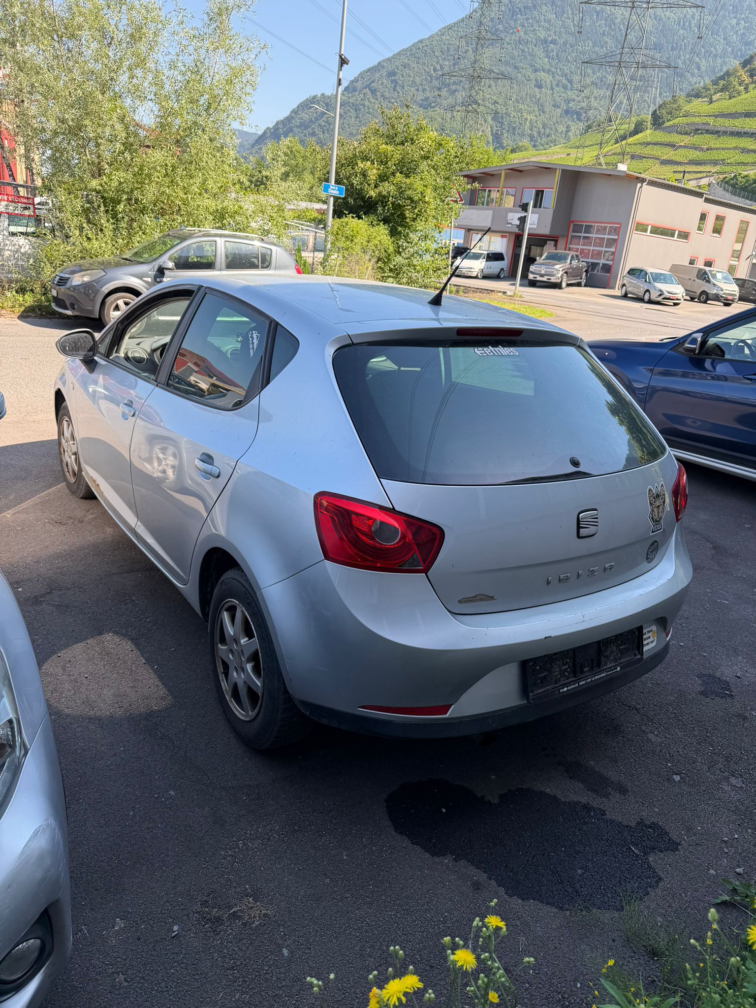 SEAT Ibiza SC 1.6 Sport-image-4