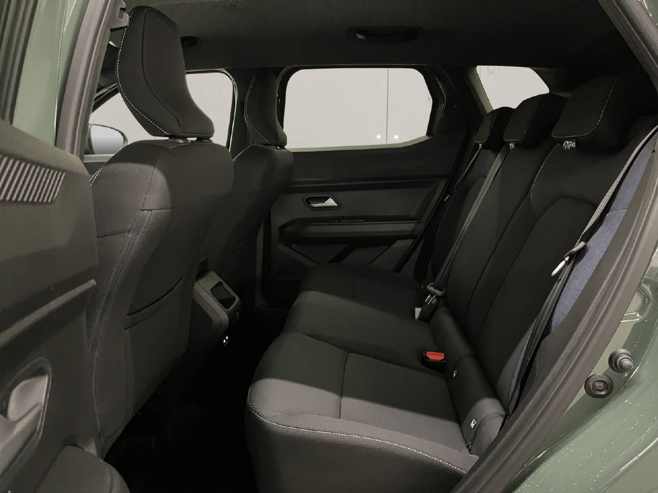 DACIA Duster 1.6 Hybrid Journey-image-12