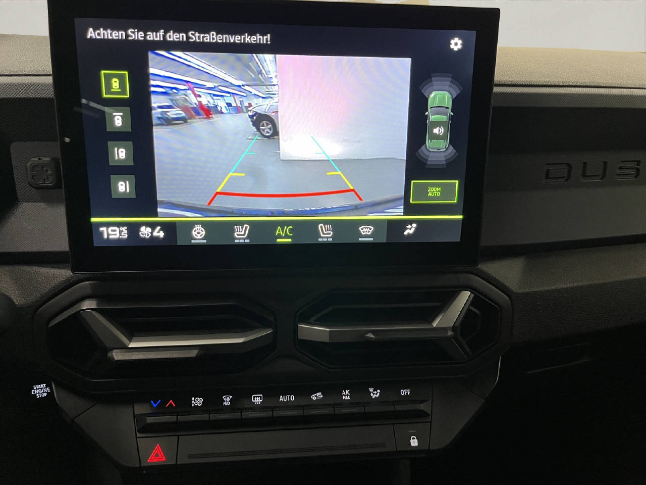 DACIA Duster 1.6 Hybrid Journey-image-11