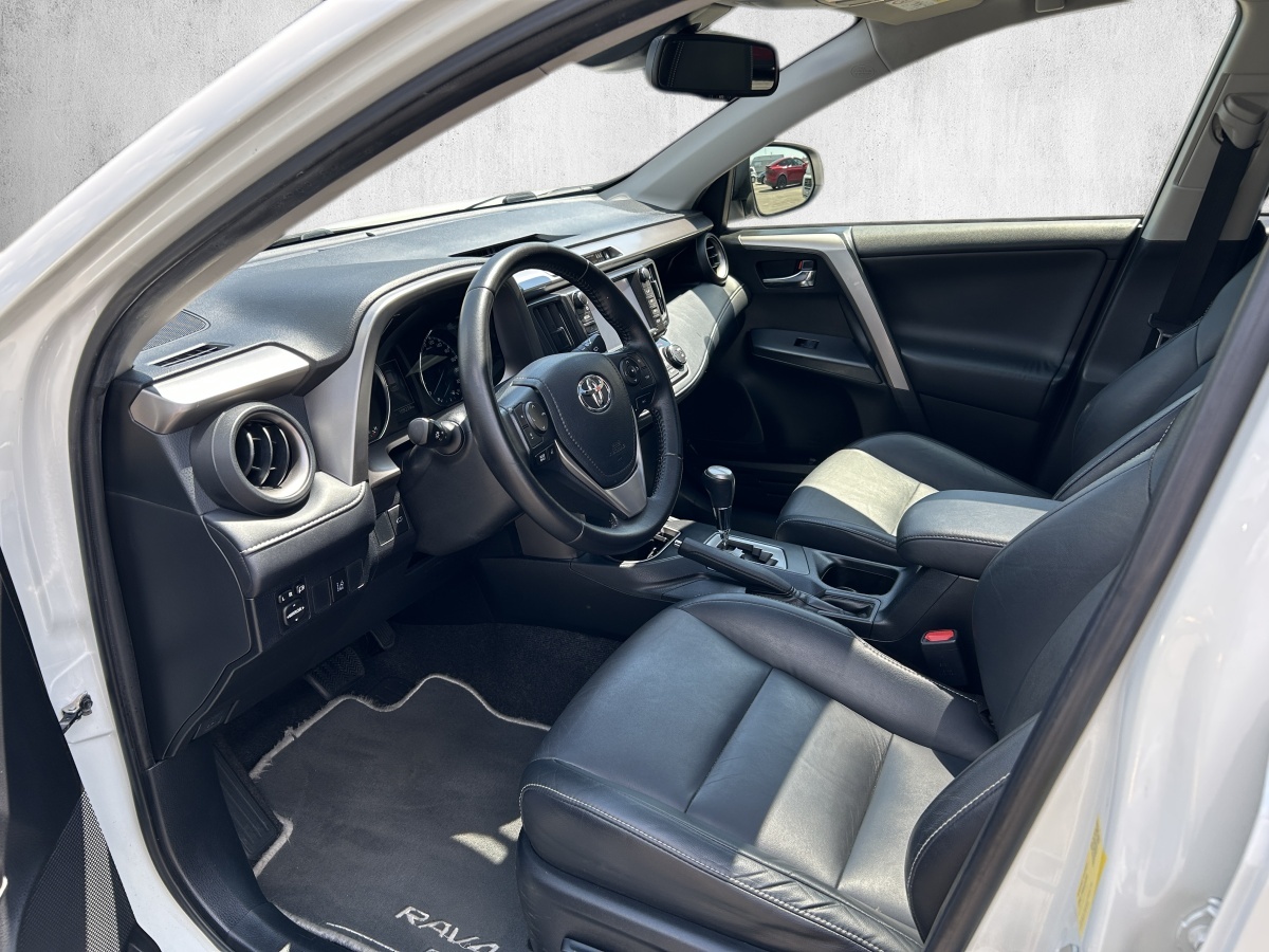 TOYOTA RAV-4 2.5 HSD Sol e-CVT-image-8