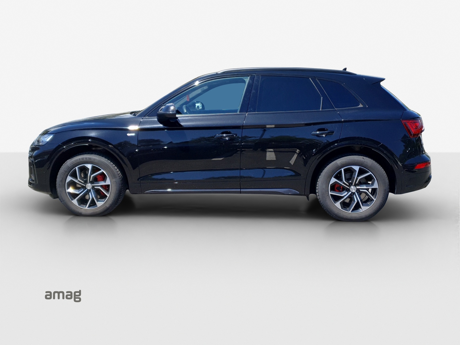 AUDI Q5 45 TFSI Black Edition quattro S-tronic-image-1
