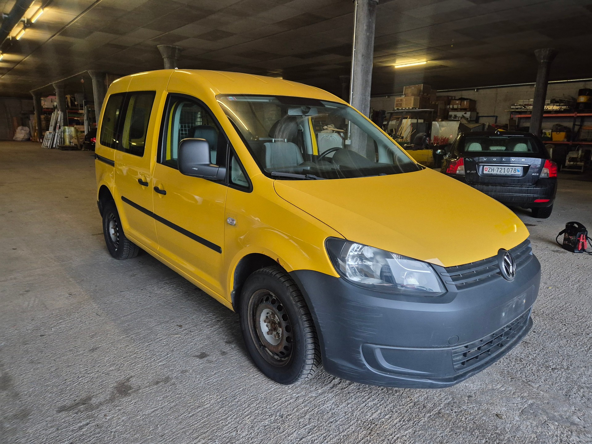 VW CADDY-image-2