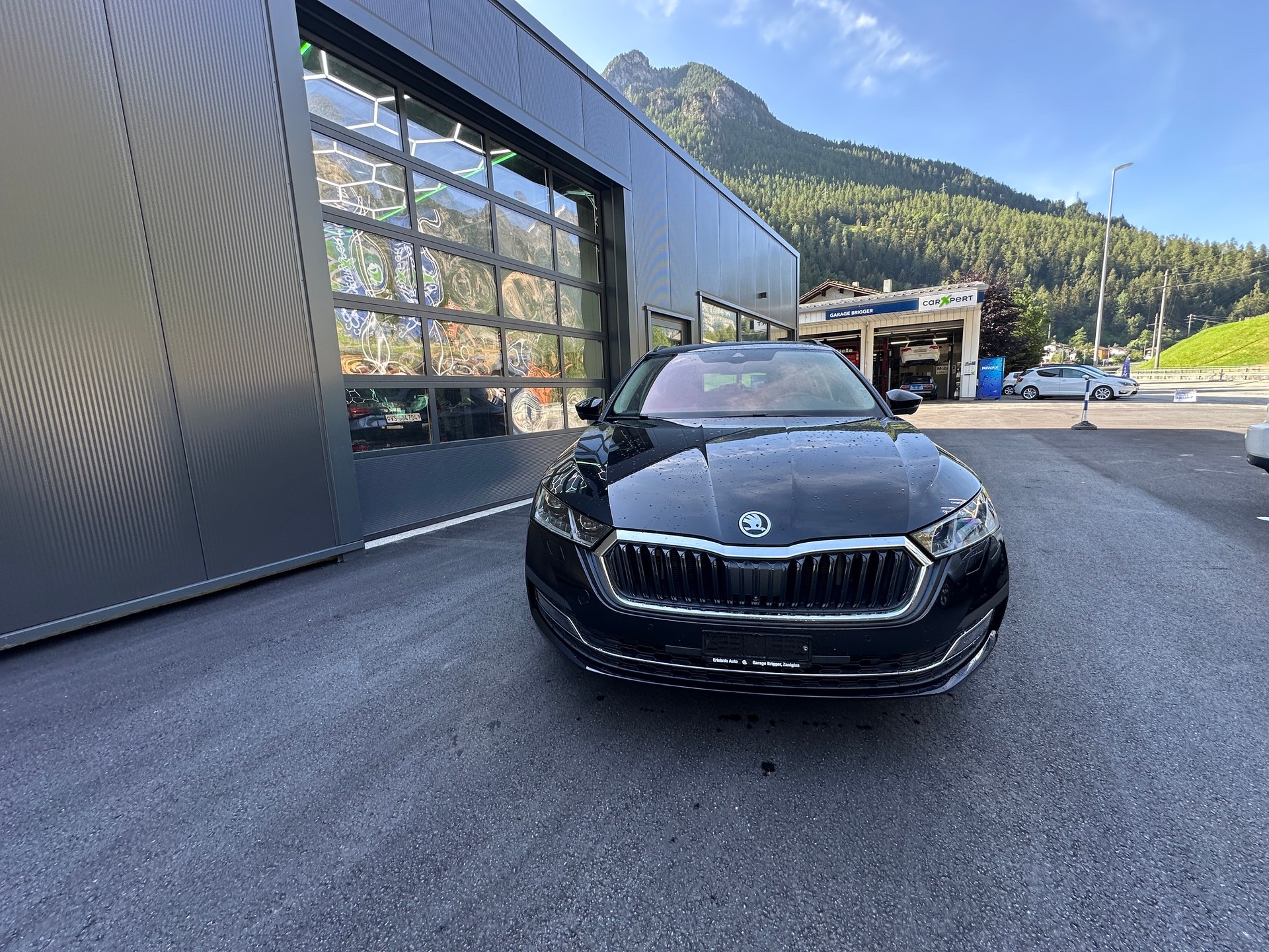 SKODA Octavia Combi 2.0 TSI Style DSG 4x4-image-1