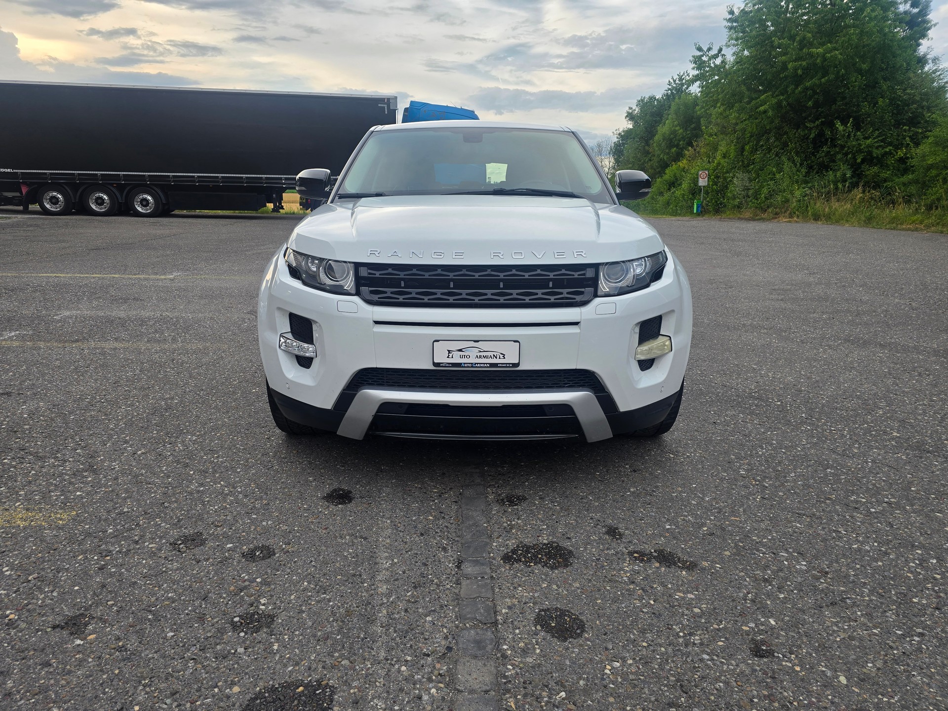 LAND ROVER Range Rover Evoque 2.2 SD4 Pure AT6-image-0