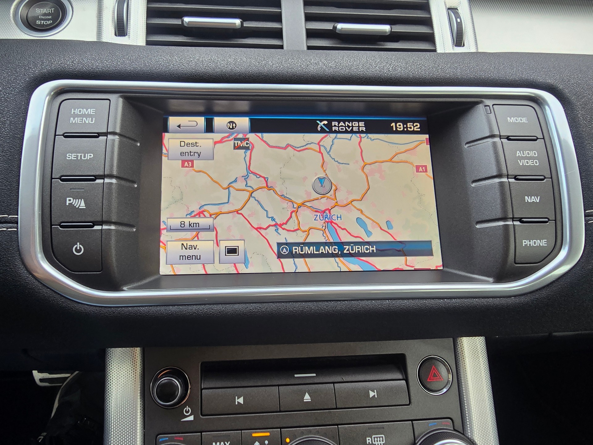 LAND ROVER Range Rover Evoque 2.2 SD4 Pure AT6-image-21