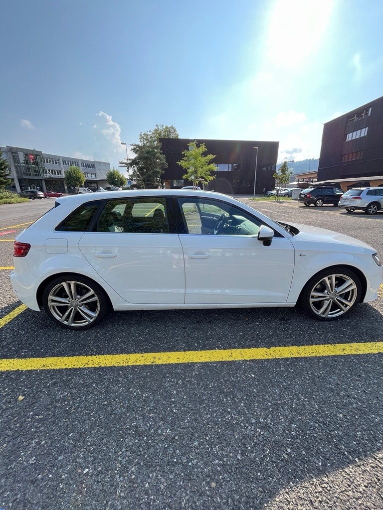 AUDI 2.0 TDI 184 quattro S-Tronic-image-0
