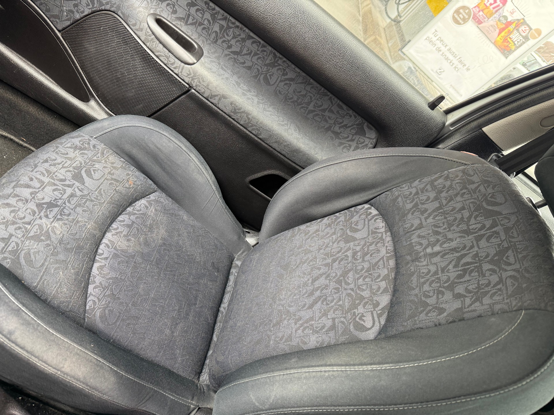 PEUGEOT 206 1.6 16V Quiksilver-image-13