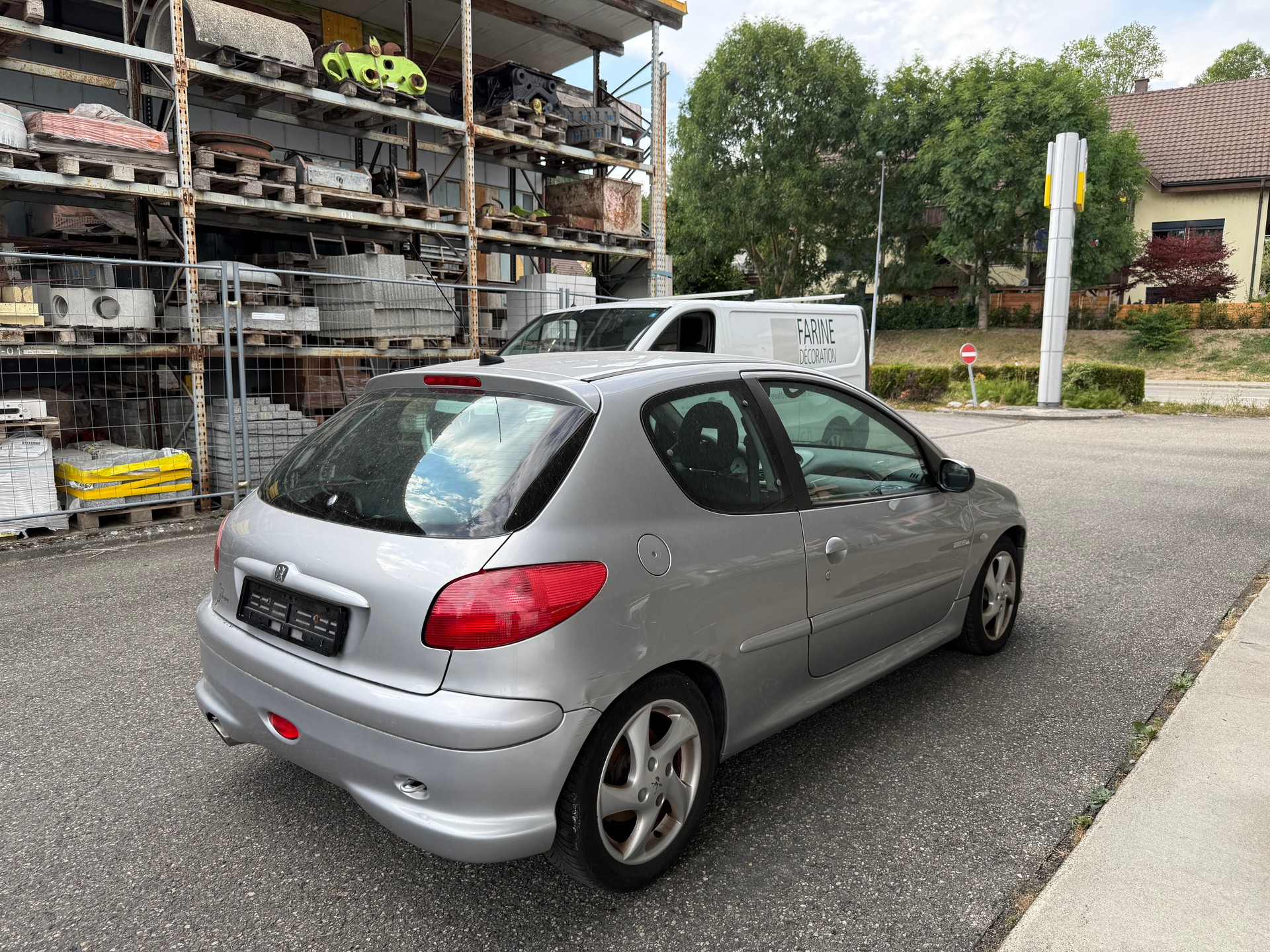 PEUGEOT 206 1.6 16V Quiksilver-image-4