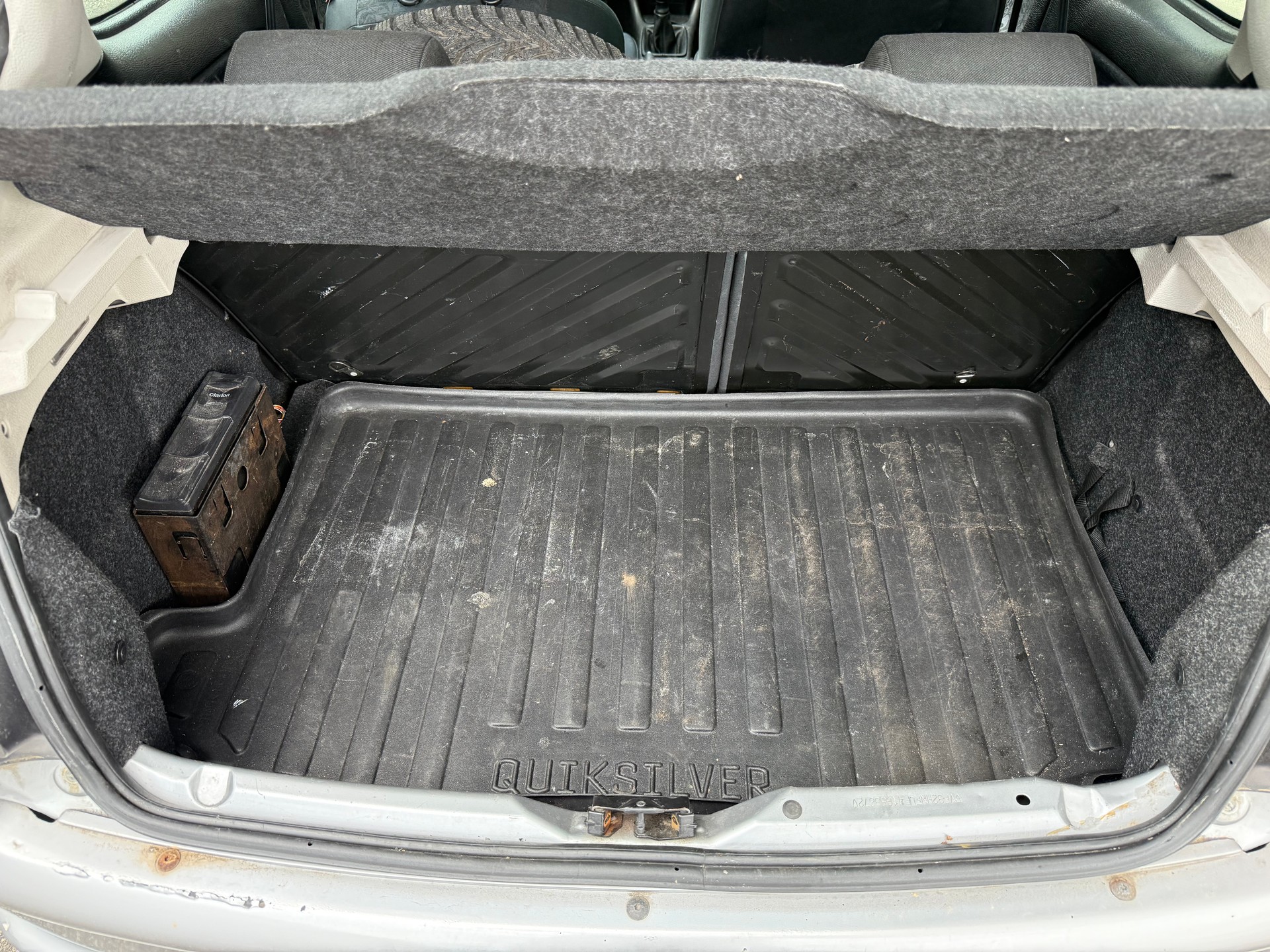 PEUGEOT 206 1.6 16V Quiksilver-image-8