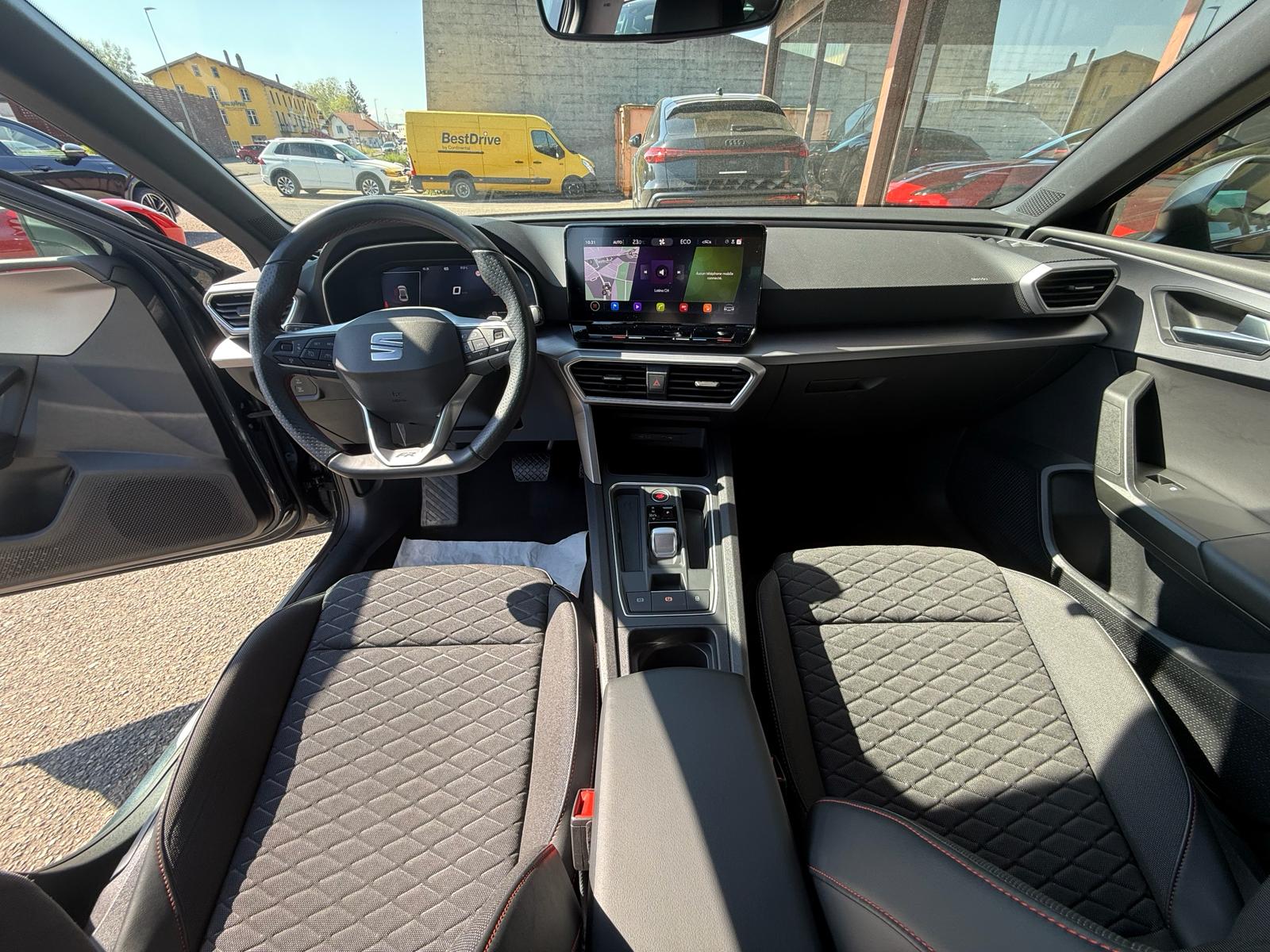 SEAT Leon 1.4 eHybrid pHEV DSG FR-image-8