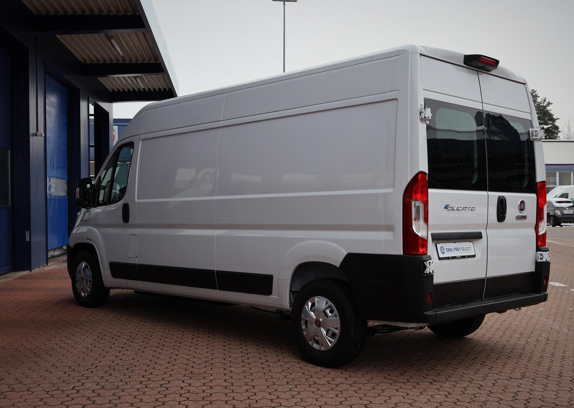 FIAT E-Ducato 35 Kaw. 3450 H1 47 kWh-image-12