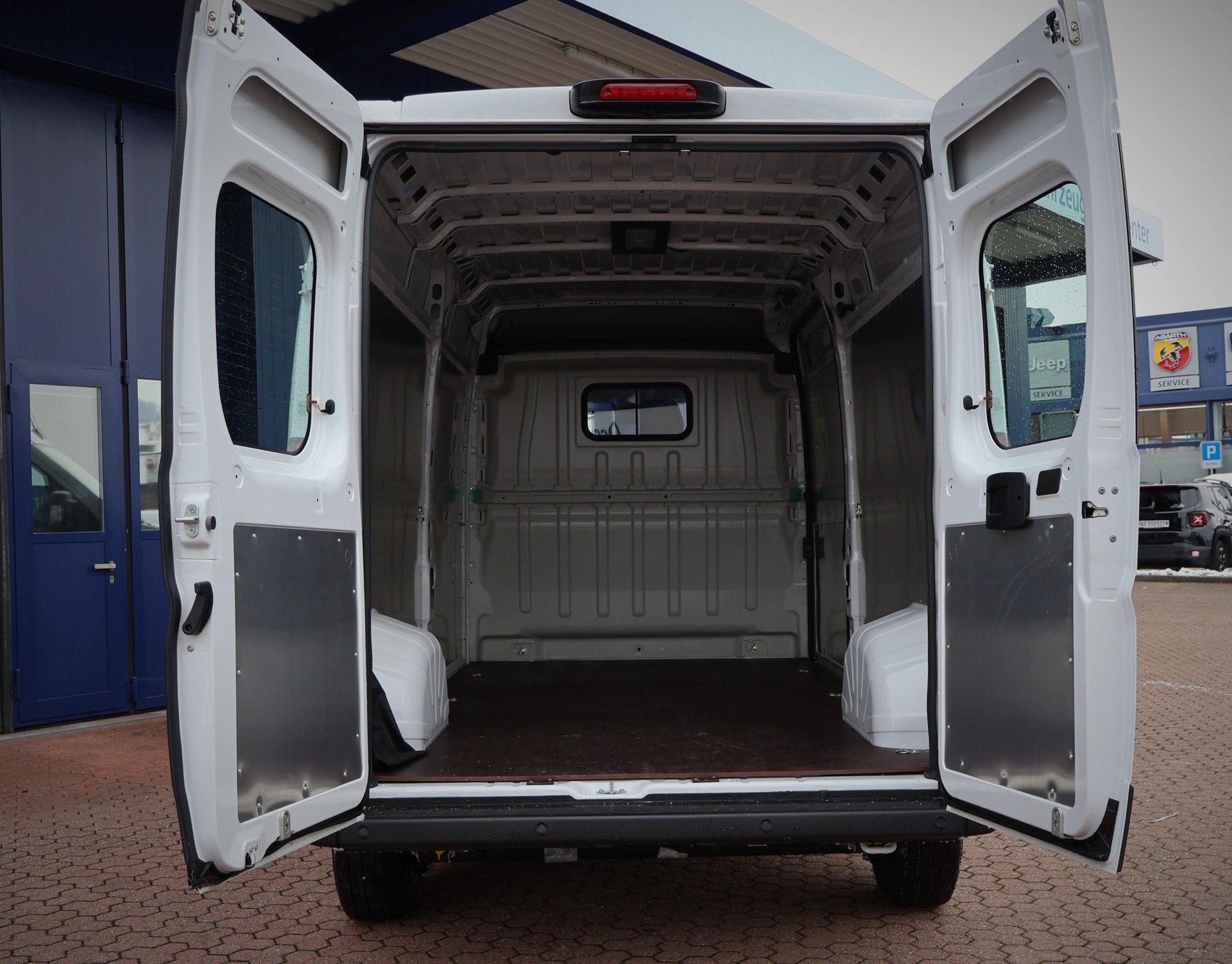 FIAT E-Ducato 35 Kaw. 3450 H1 47 kWh-image-15