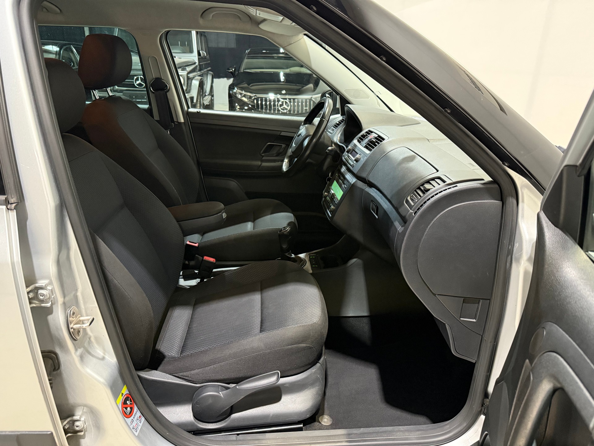SKODA Fabia 1.2 TSI Elegance-image-14