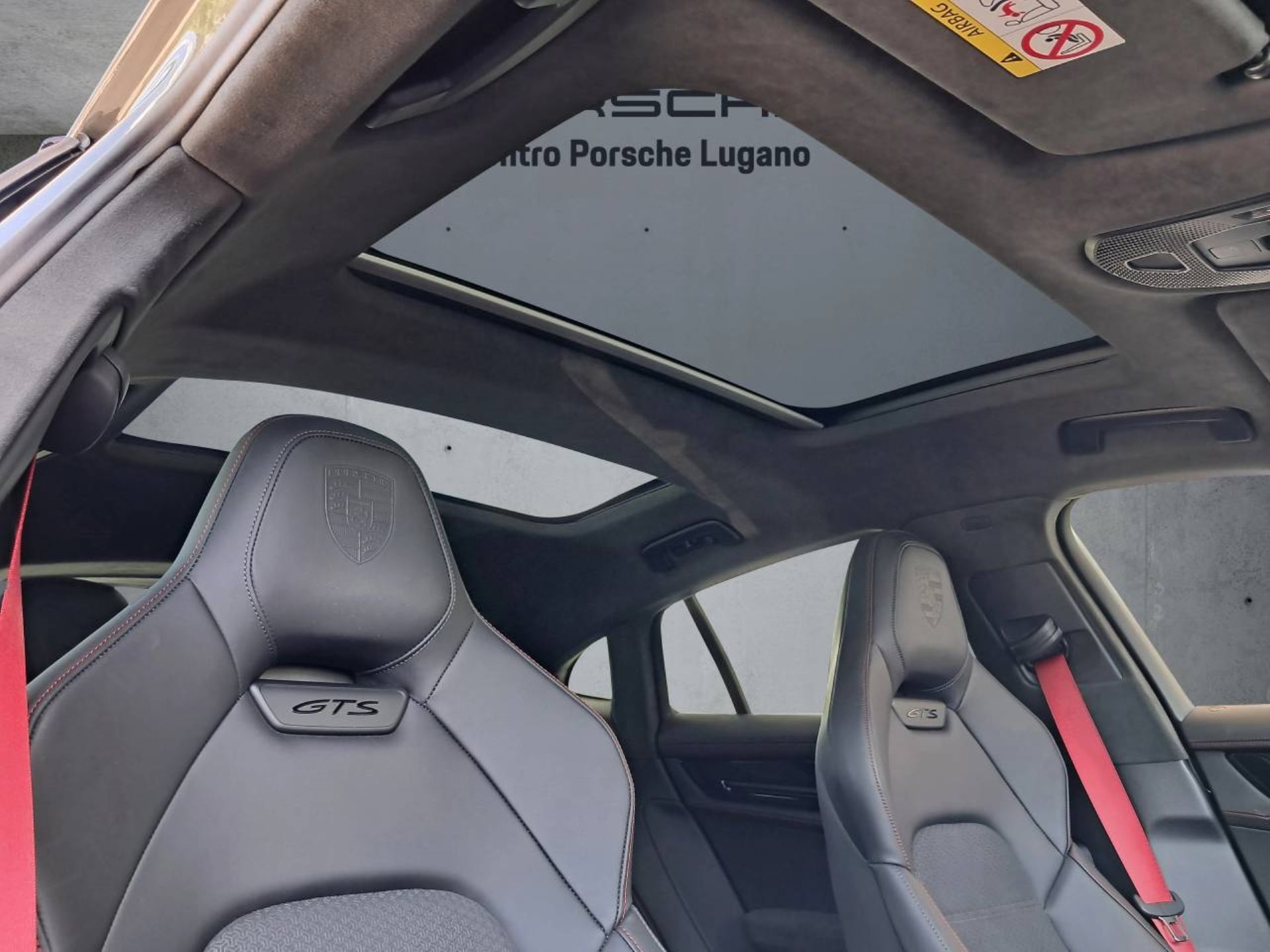 PORSCHE Panamera GTS-image-17