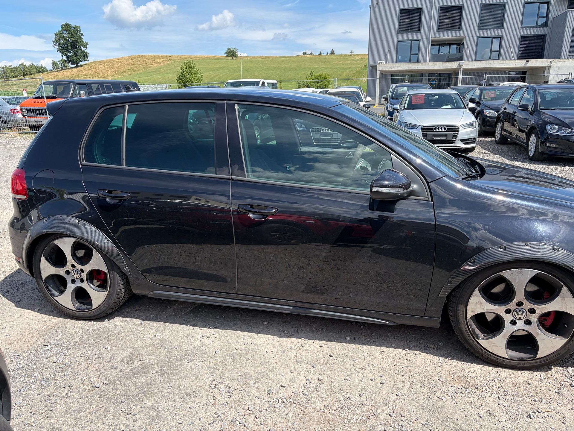 VW Golf 2.0 TSI GTI Edition-image-7