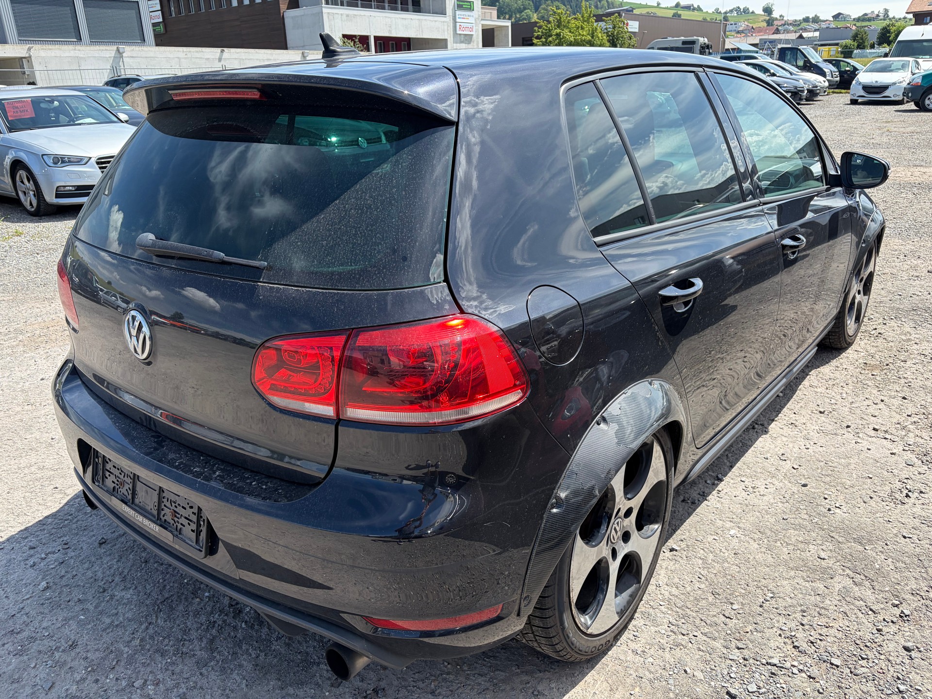 VW Golf 2.0 TSI GTI Edition-image-6