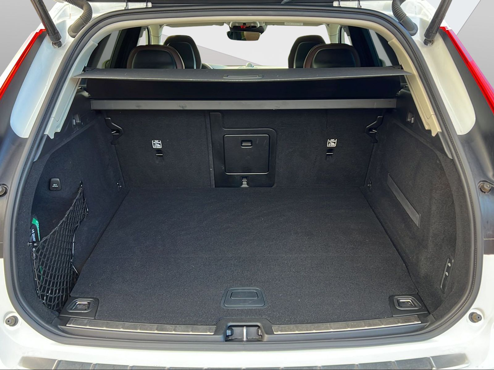 VOLVO XC60 2.0 T8 TE Inscription AWD-image-7