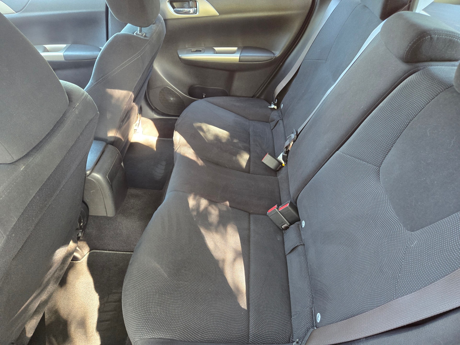 SUBARU Impreza 1.5R Swiss-image-12