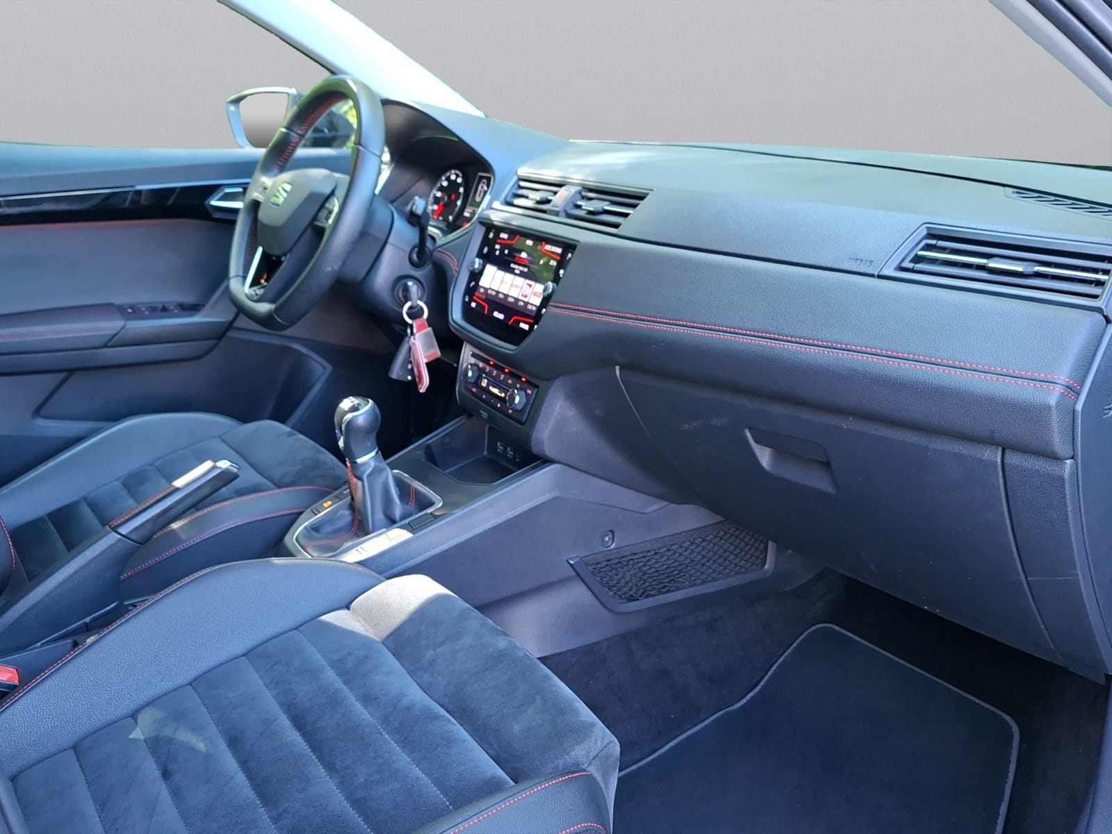 SEAT Ibiza 1.5 TSI EVO FR-image-12