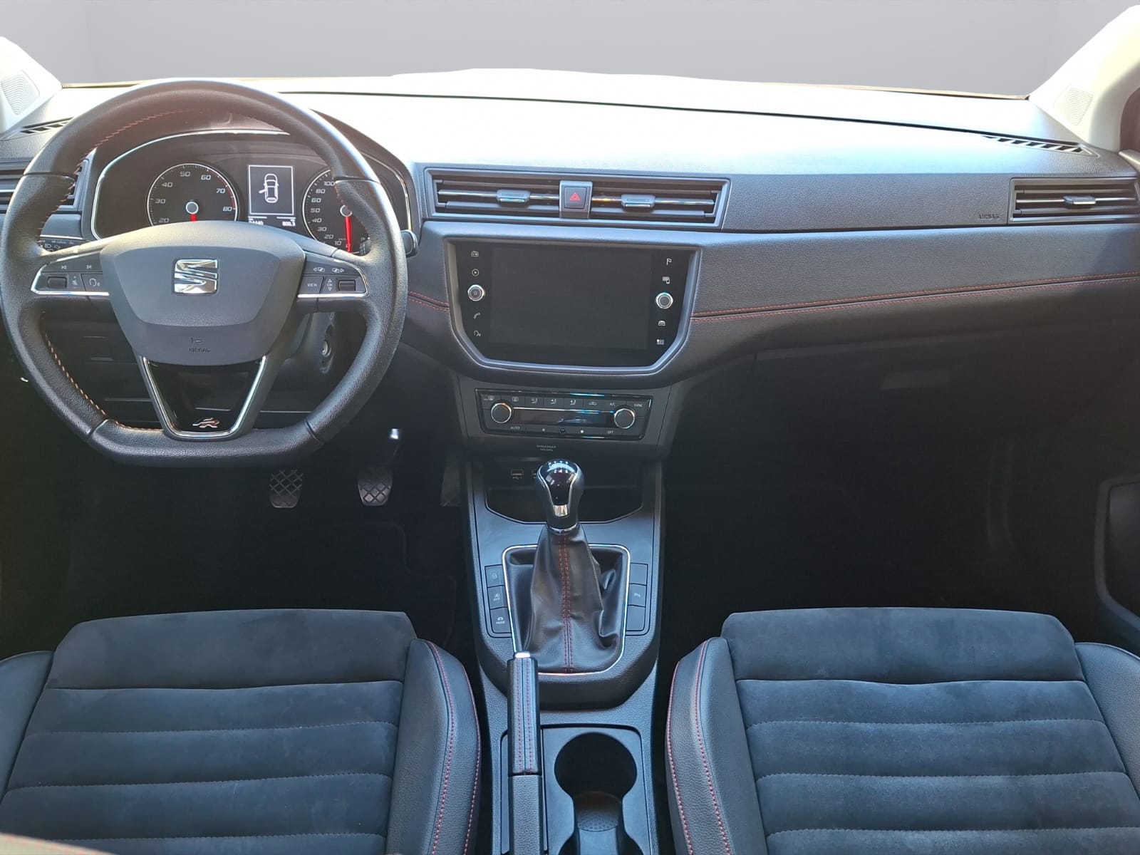SEAT Ibiza 1.5 TSI EVO FR-image-13