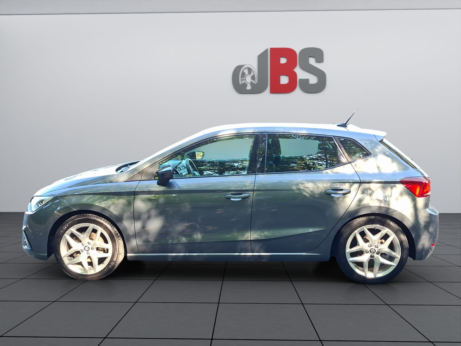 SEAT Ibiza 1.5 TSI EVO FR-image-3