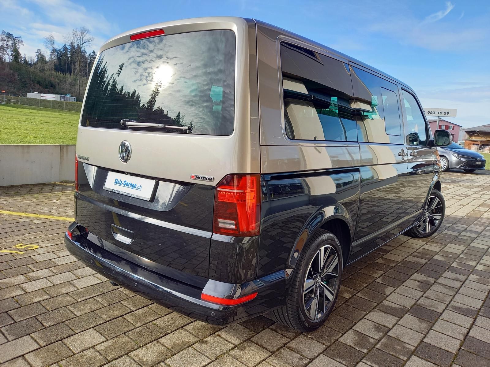 VW T6.1 Multivan 2.0 Bi-TDI Comfortline 4Motion DSG-image-1