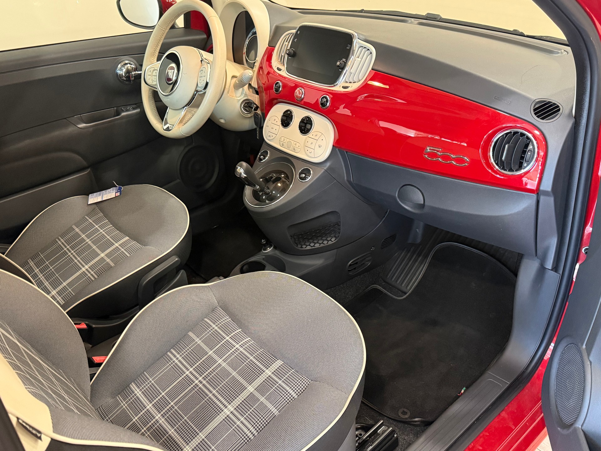 FIAT 500 0.9 Twinair Turbo Lounge Dualogic-image-9
