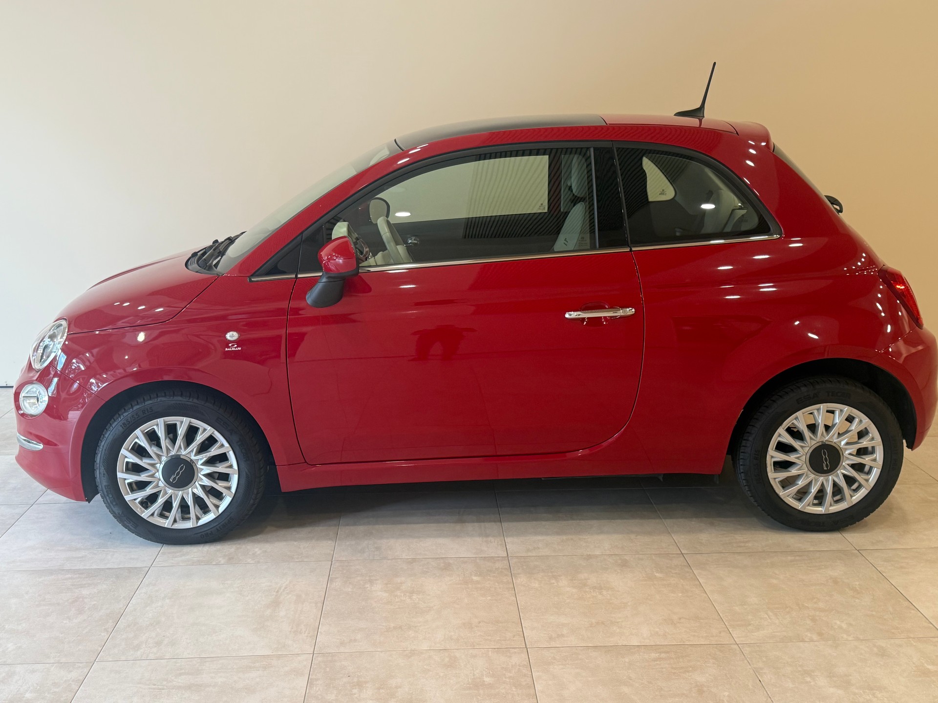 FIAT 500 0.9 Twinair Turbo Lounge Dualogic-image-2
