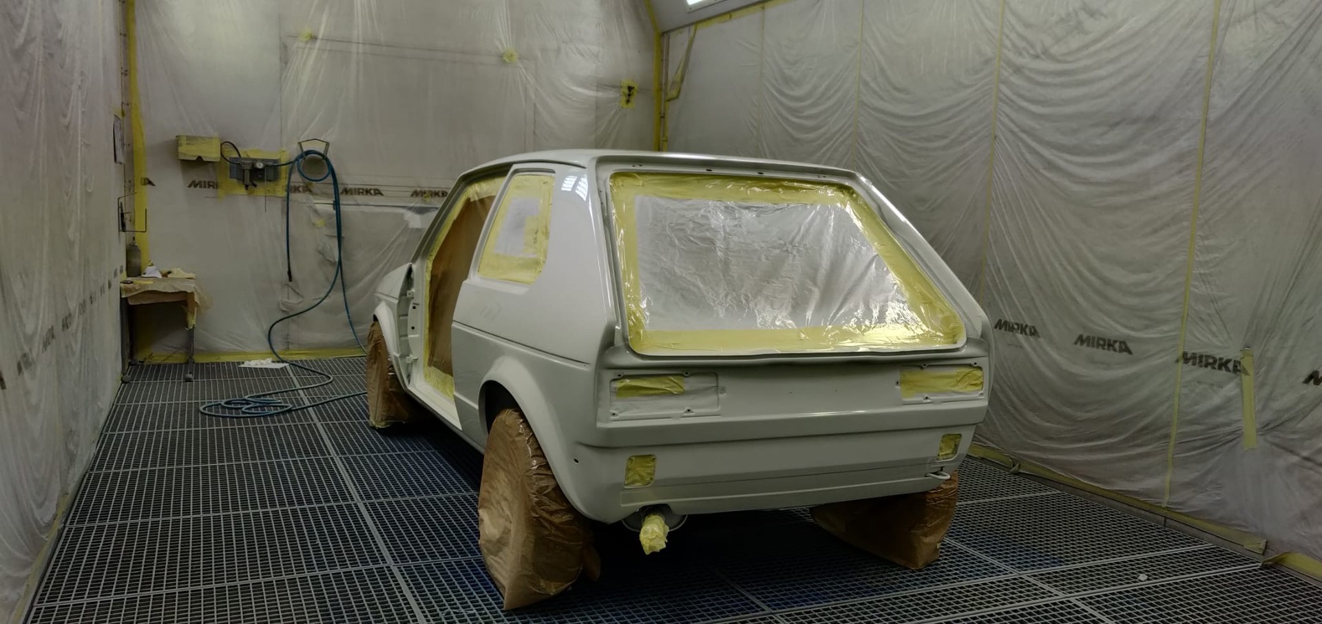 VW Golf 1800 GTI-image-14