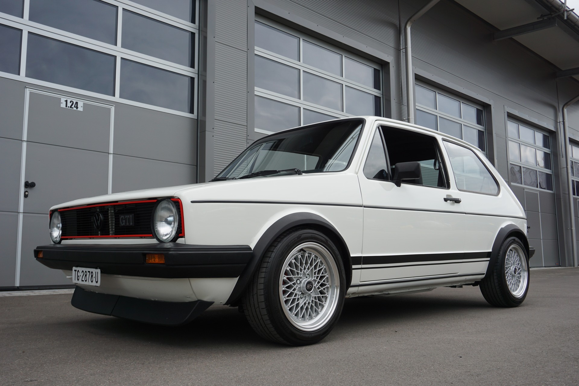 VW Golf 1800 GTI-image-0