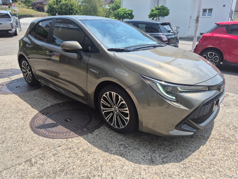 TOYOTA Corolla 1.8 HSD Active e- CVT-image-3