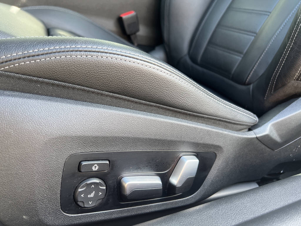 BMW 230i SAG Coupé-image-14
