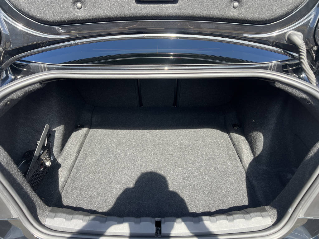 BMW 230i SAG Coupé-image-12