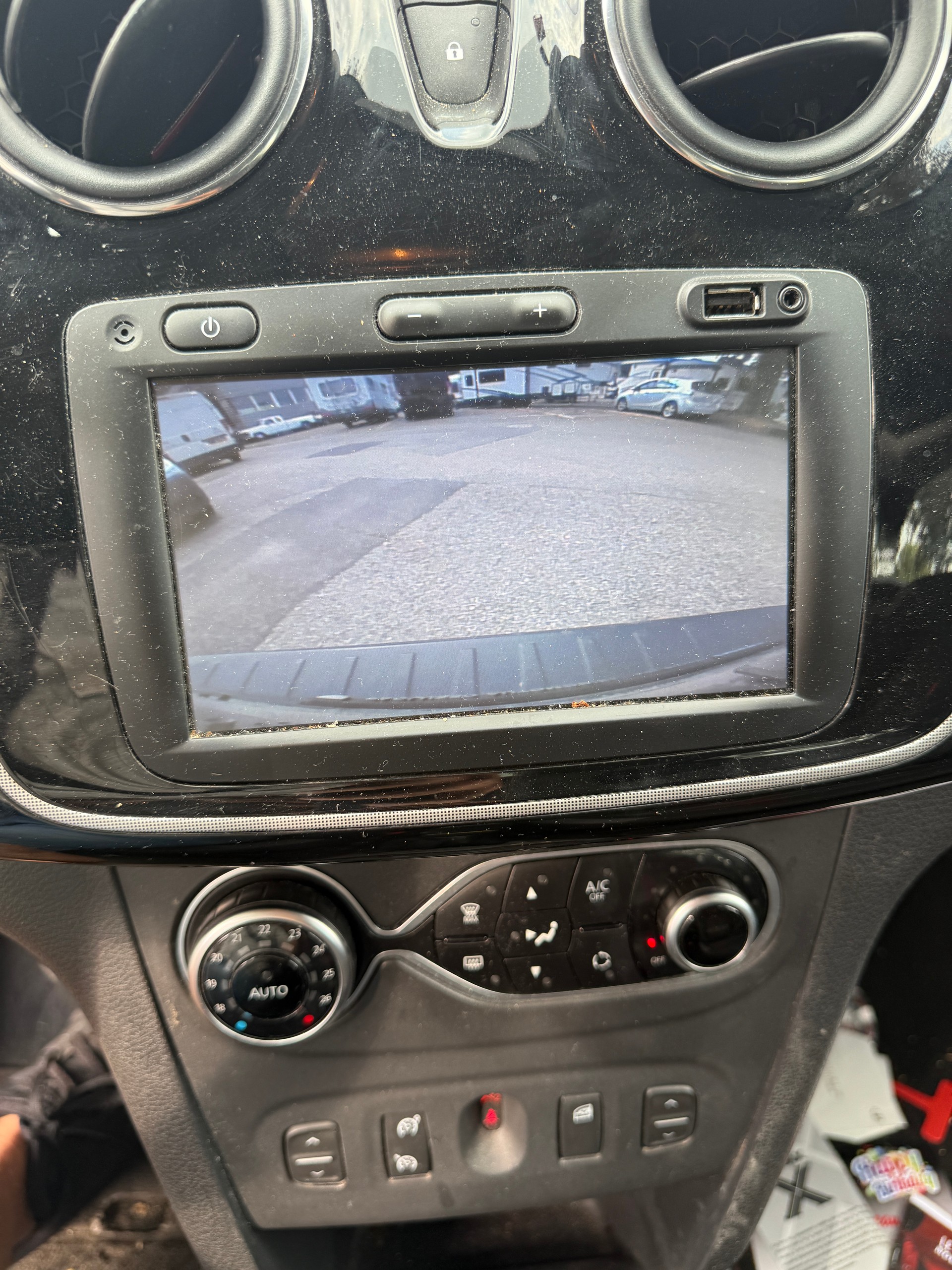 DACIA Logan MCV TCe 90 Stepway-image-11
