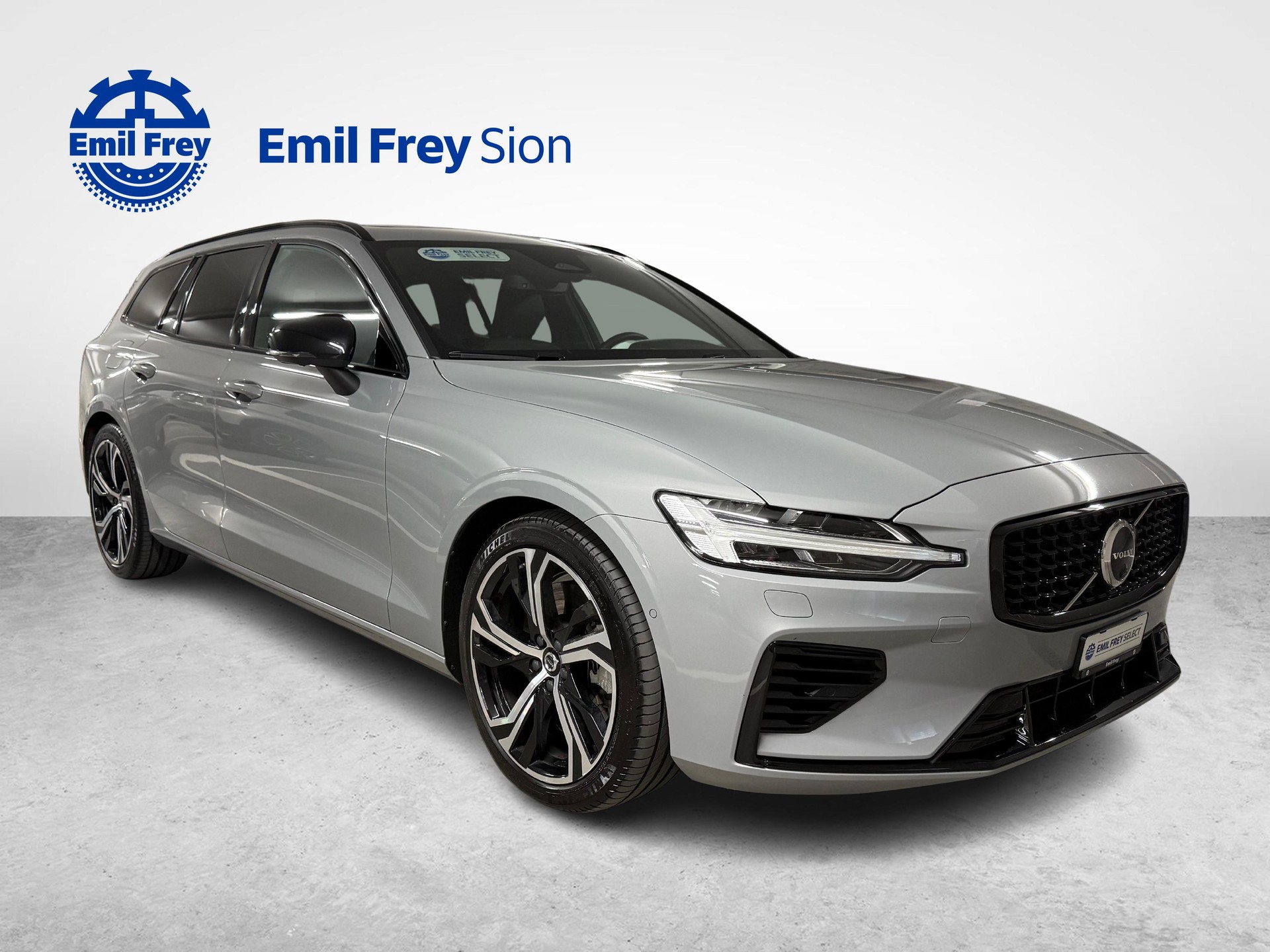 VOLVO V60 2.0 T6 TE Ultimate Dark eAWD-image-2