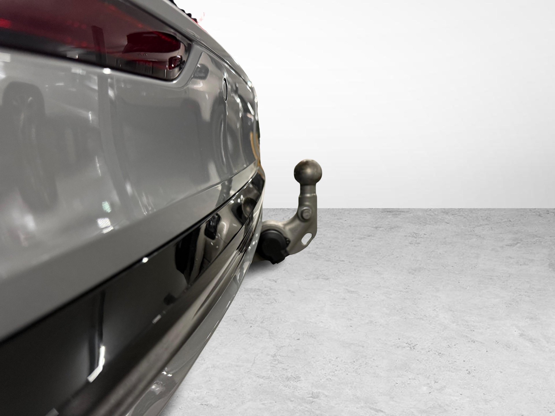 VOLVO V60 2.0 T6 TE Ultimate Dark eAWD-image-19