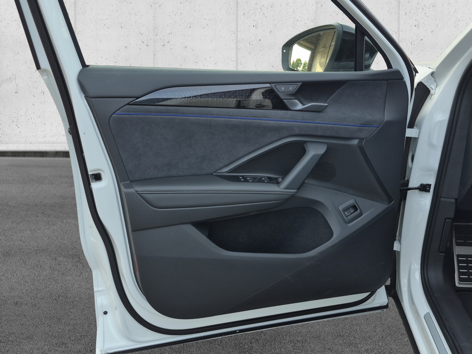 VW Tayron 2.0 TSI R-Line United DSG 4Motion-image-11