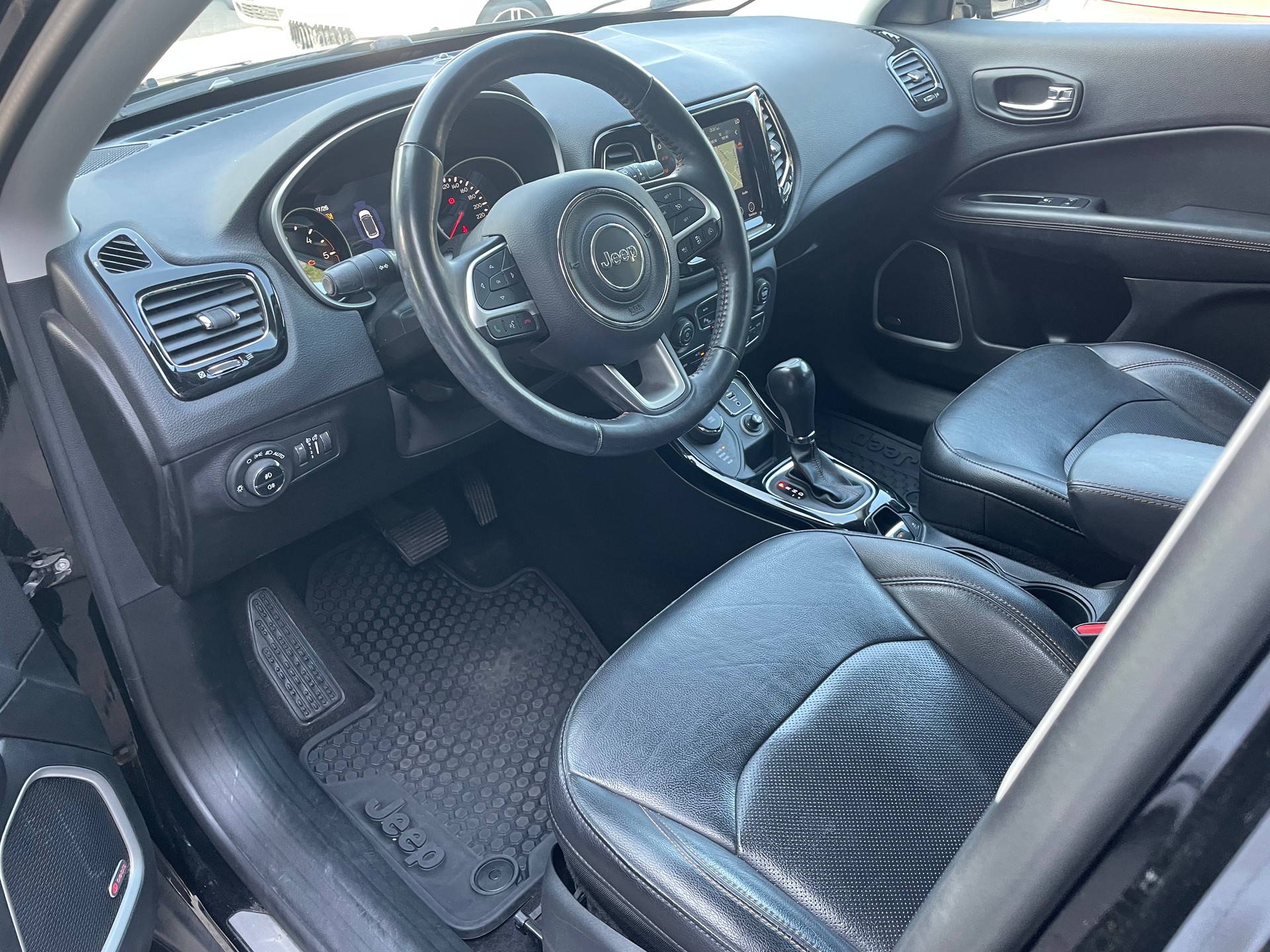 JEEP Compass 2.0CRD Limited AWD 9ATX-image-2