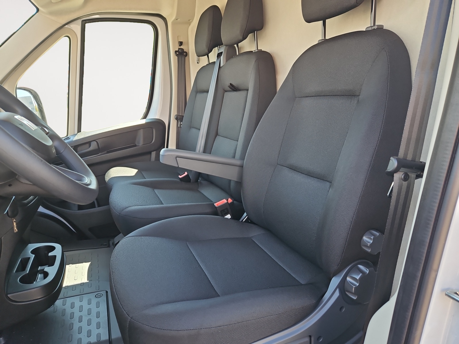 FIAT Ducato 35 L3H3 Automat-image-6