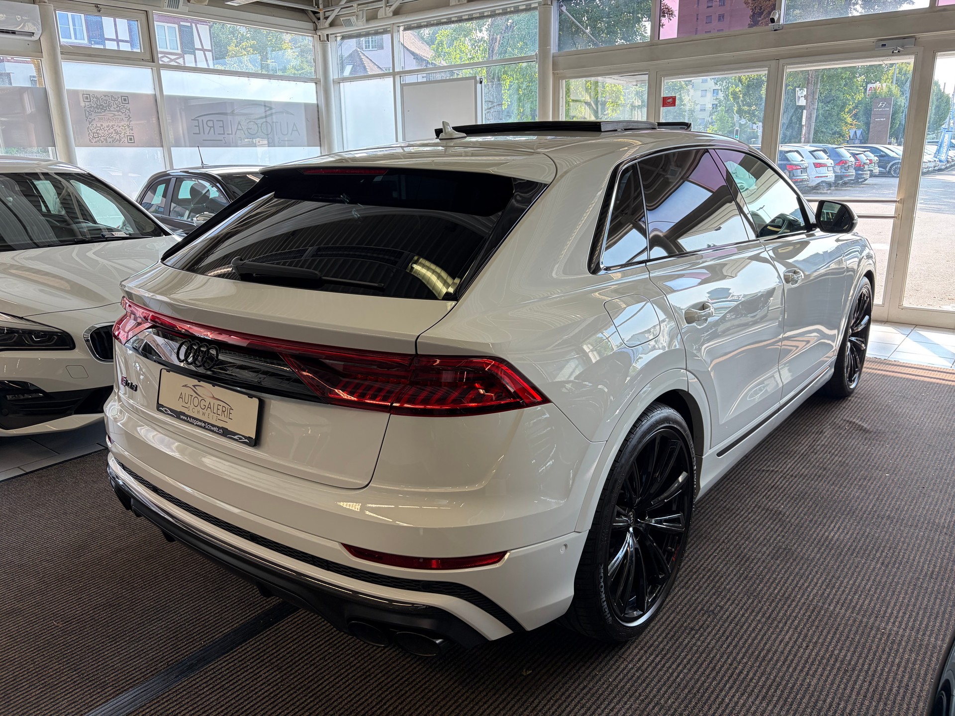 AUDI SQ8 TFSI quattro | CH Fzg. | NP: 199K | Carbon | Nachtsicht | Massage | B&O Advanced | AHK | Standheiz. | VOLL |-image-30