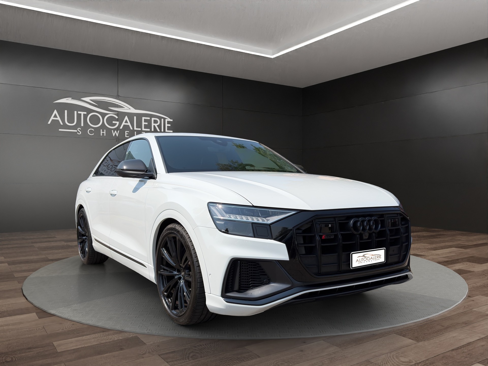 AUDI SQ8 TFSI quattro | CH Fzg. | NP: 199K | Carbon | Nachtsicht | Massage | B&O Advanced | AHK | Standheiz. | VOLL |-image-5