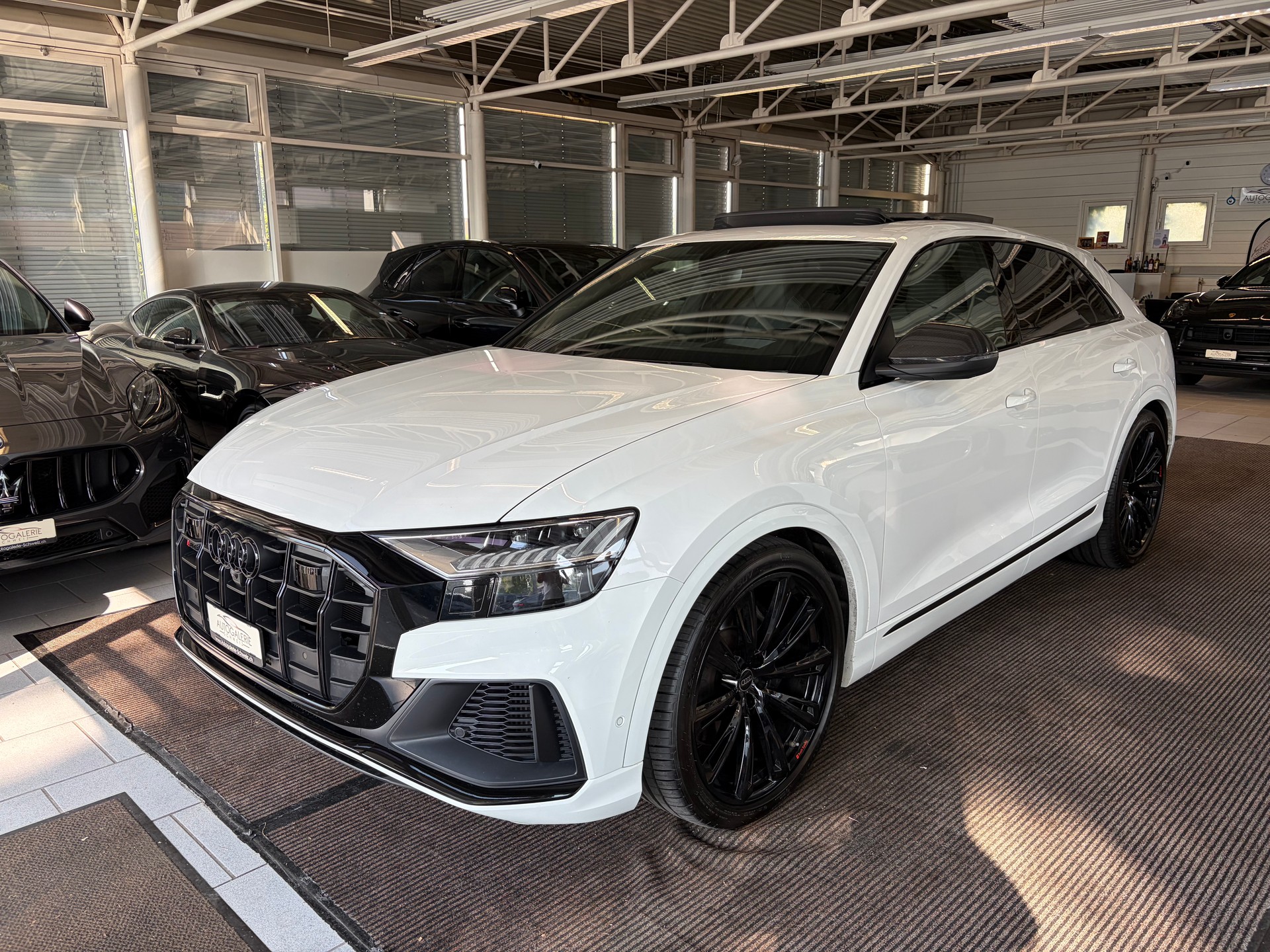 AUDI SQ8 TFSI quattro | CH Fzg. | NP: 199K | Carbon | Nachtsicht | Massage | B&O Advanced | AHK | Standheiz. | VOLL |-image-7